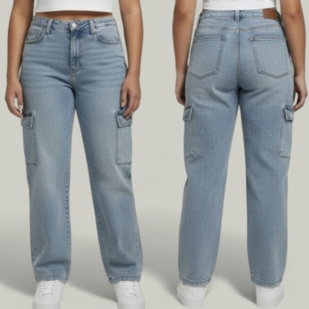 NWT Judy Blue Wide Leg Cargo Jeans Size 11 / 30 High Waisted Light Wash